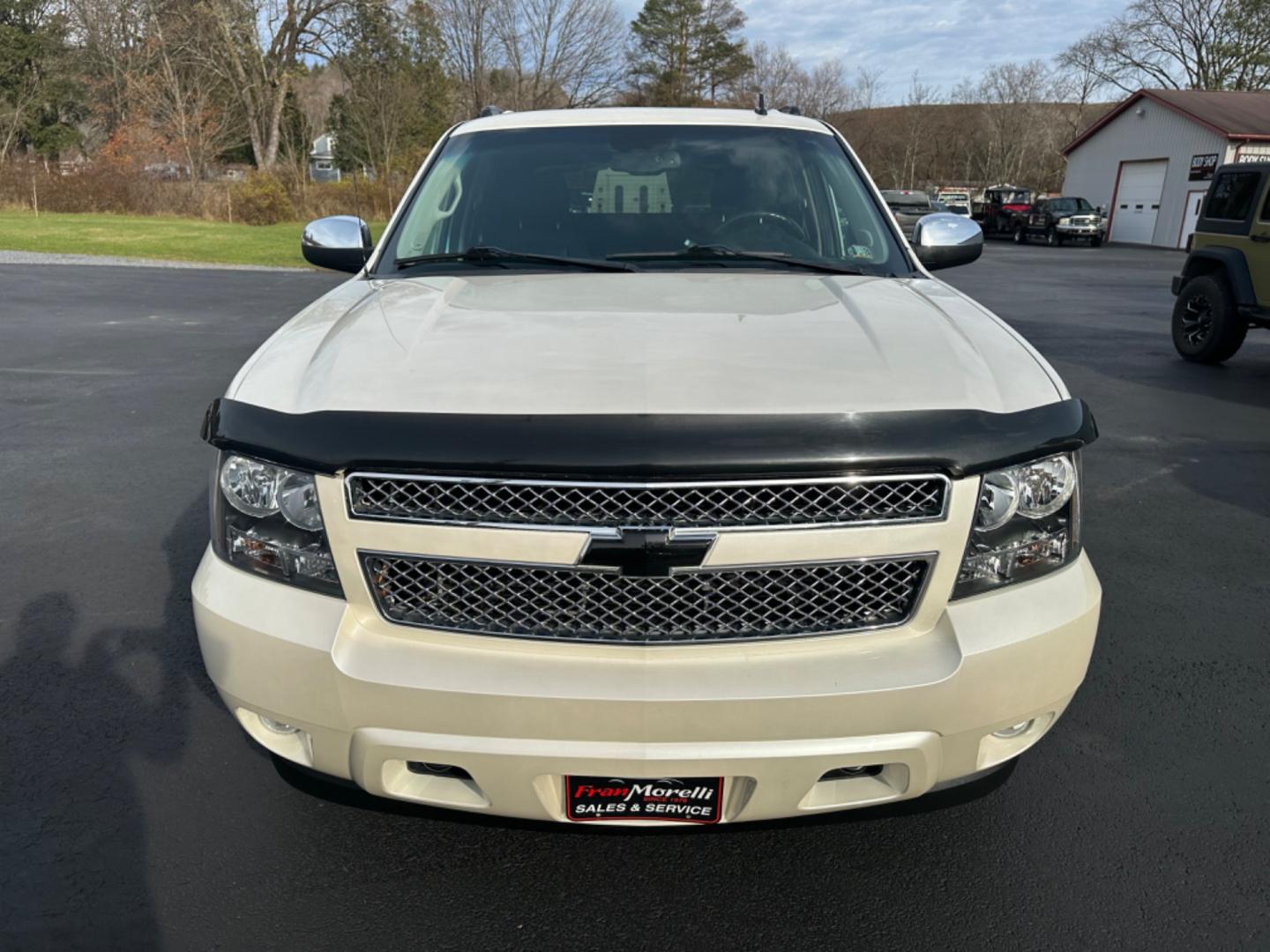 2011 White /BLACK Chevrolet Avalanche (3GNTKGE31BG) with an 8 engine, automatic transmission, located at 8464 Route 219, Brockway, PA, 15824, (814) 265-1330, 41.226871, -78.780518 - WOW...just traded in 2011 Chev Avalanche LTZ with leather, power/heated/cool seats, sunroof, DVD, hitch, and ONLY 64000 miles. Serviced and ready to go. Hard to find and we have the right one. - Photo#20